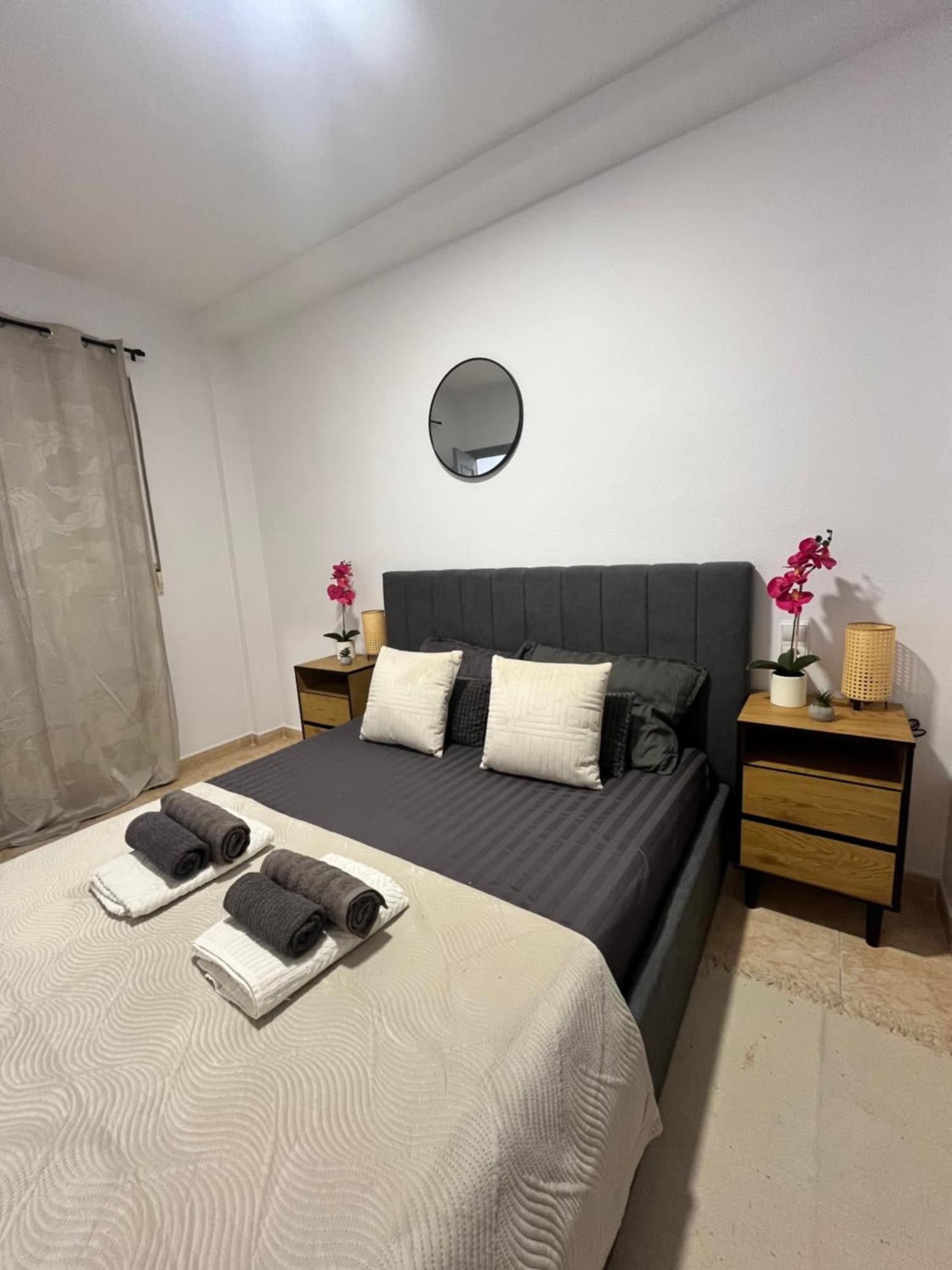 Magdalena Apartament Torrevieja Exterior photo