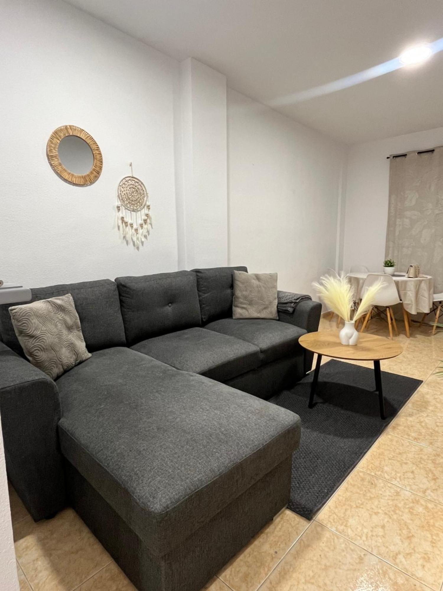 Magdalena Apartament Torrevieja Exterior photo